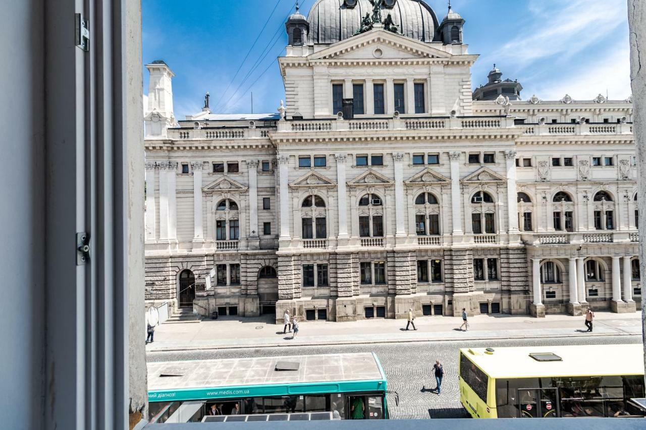 Opera House Apartment 3 Лвив Екстериор снимка