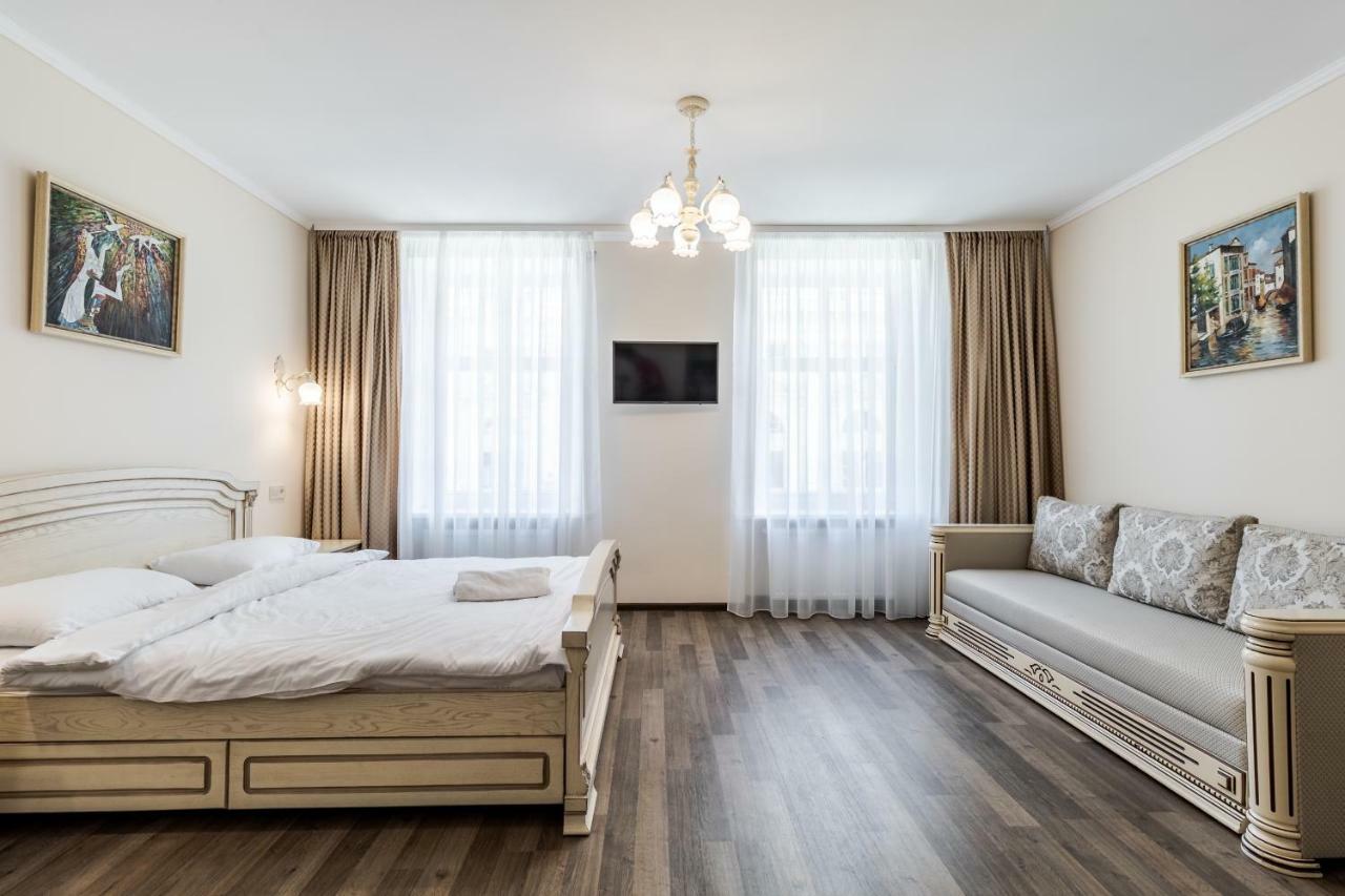 Opera House Apartment 3 Лвив Екстериор снимка